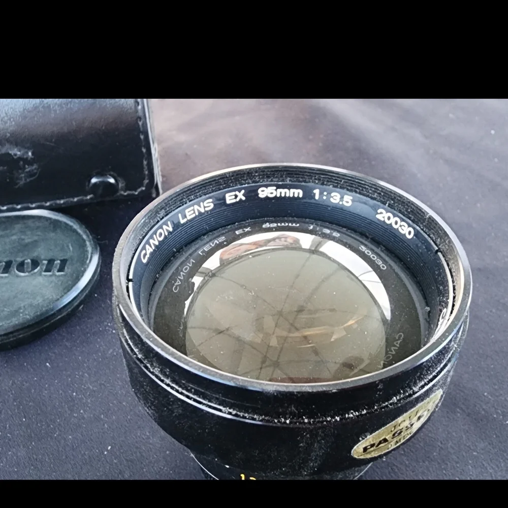 Vintage Canon EX 95 mm 1 3:5 Lens Made In Japan With Case and T65 Lens Hood